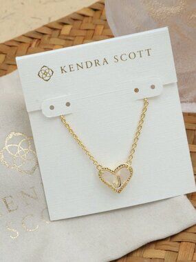 Kendra Scott Ari Heart Letter J Necklace Mother-of-Pearl Gold